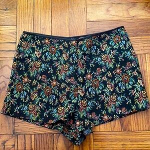 Forever 21 floral shorts size: 4